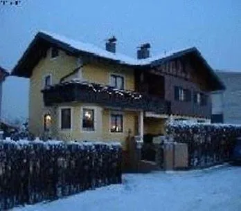 Haus Kernstock Penzion 2*